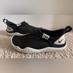 Nike Aqua Shoe 360 Kids Water Shoes